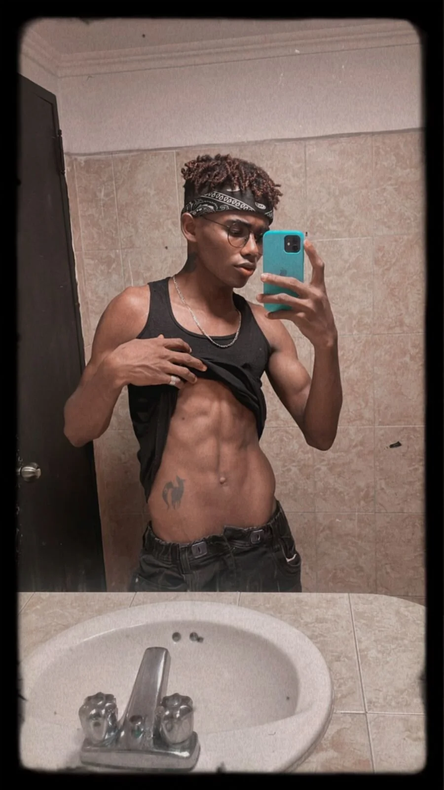 XXX Porn Photo of Nude fer_perez_ 19