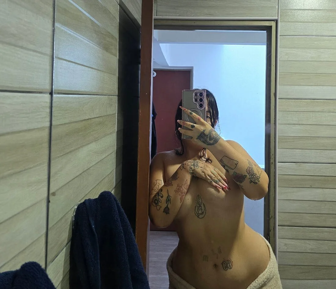 XXX Porn Photo of Nude mangoshake_ 18