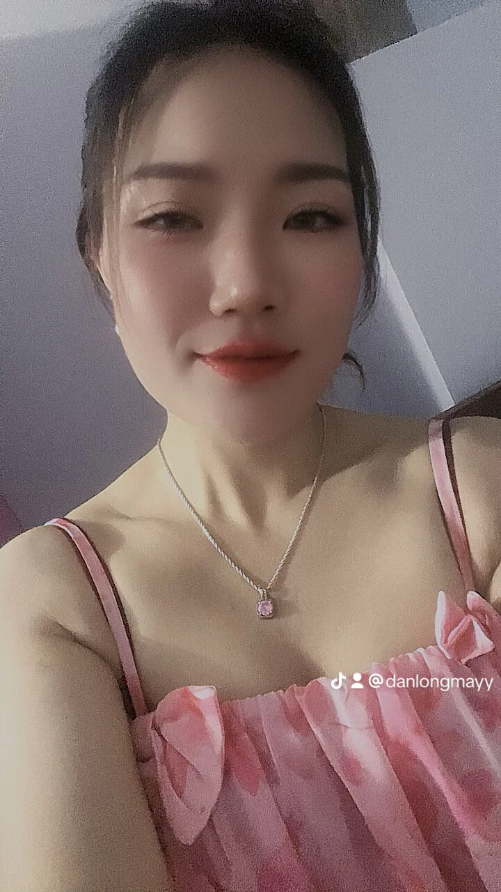 XXX Porn Photo of Nude tttan1 1