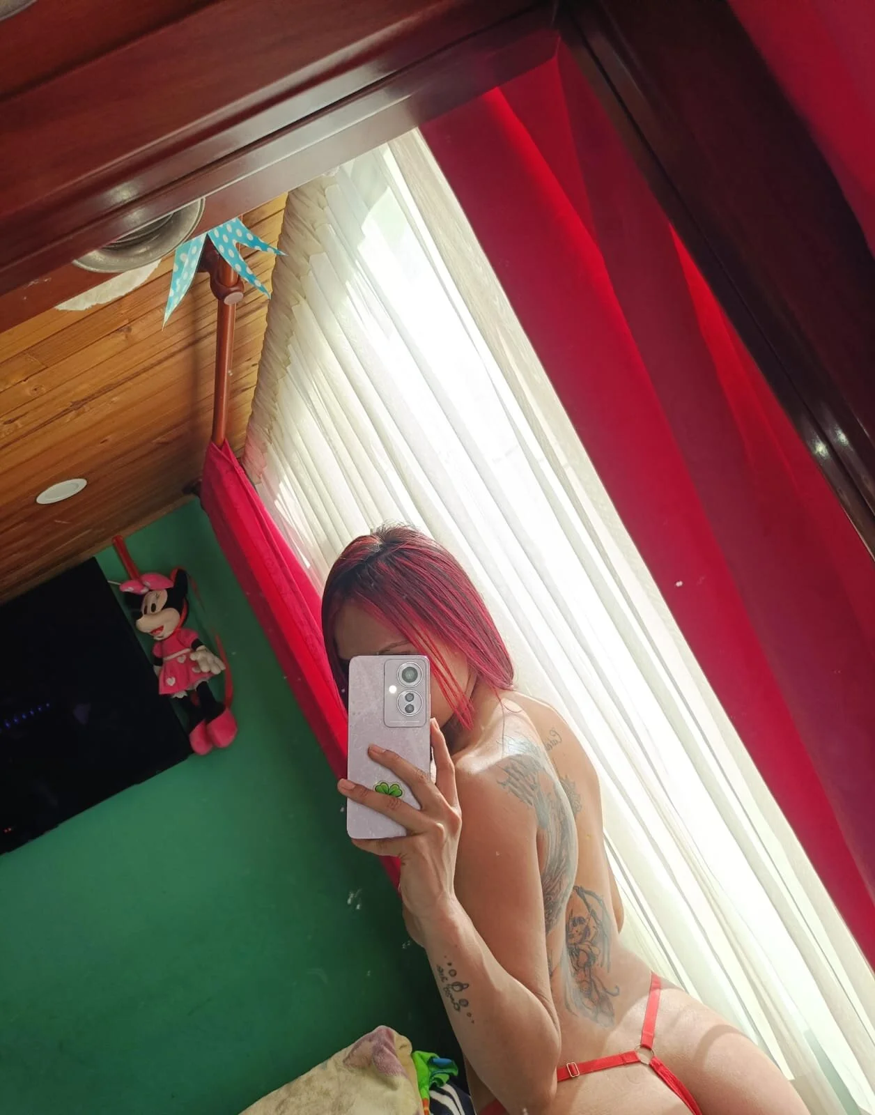 XXX Porn Photo of Nude im_Emily_LS 4