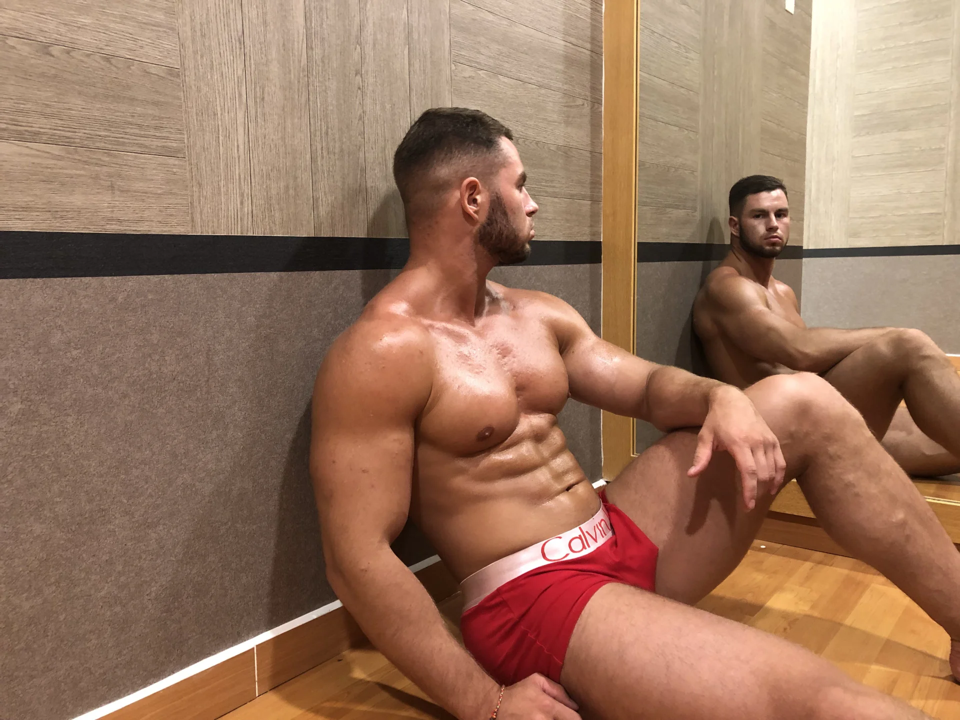 XXX Porn Photo of Nude muscularjohnforuX 3