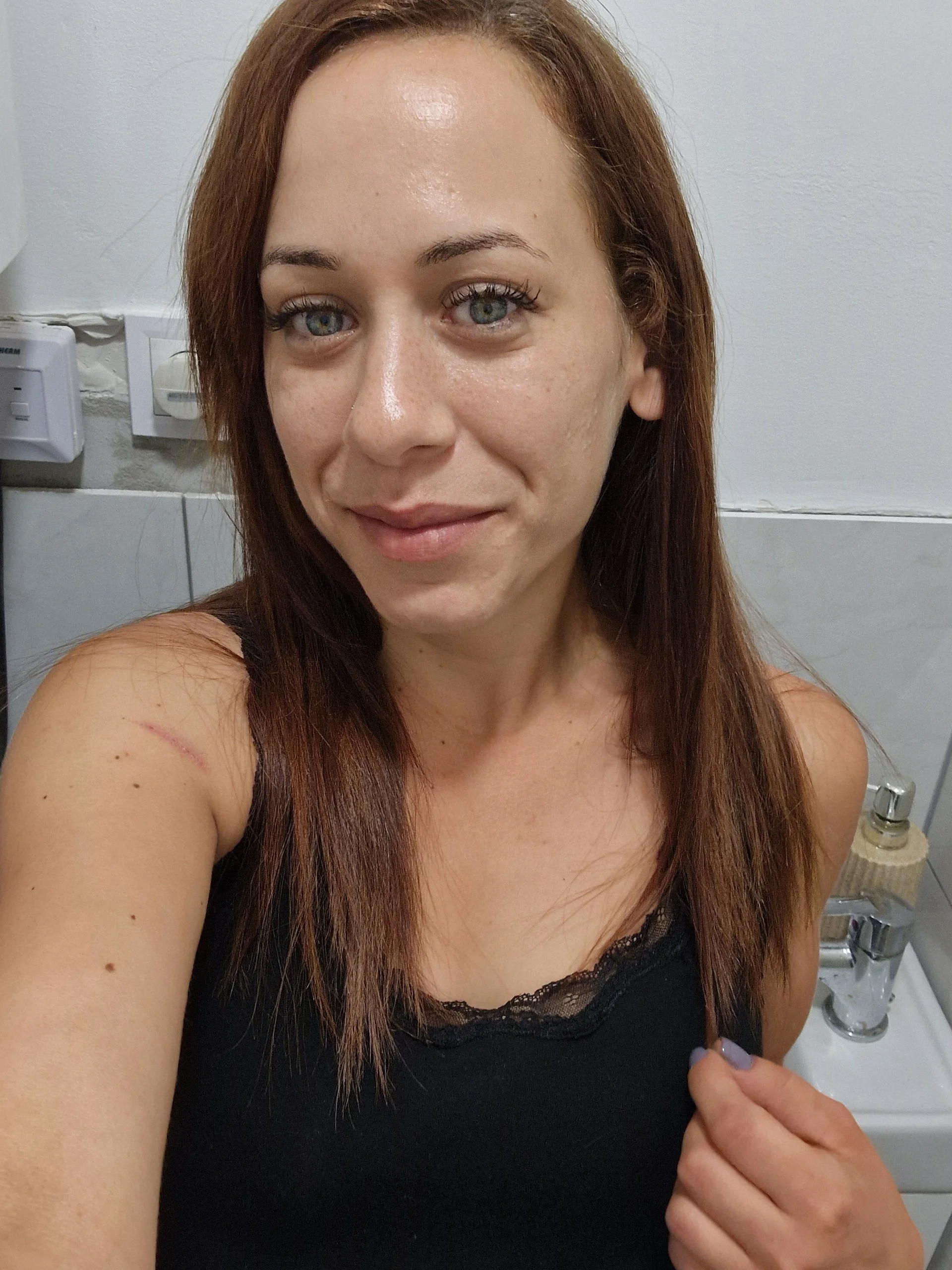XXX Porn Photo of Nude HotGinger66 4