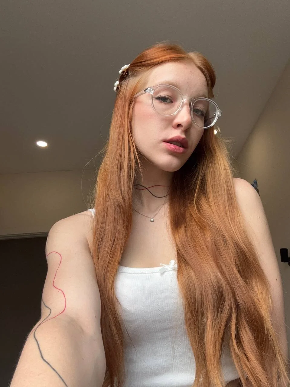 XXX Porn Photo of Nude FoxieKiss 69