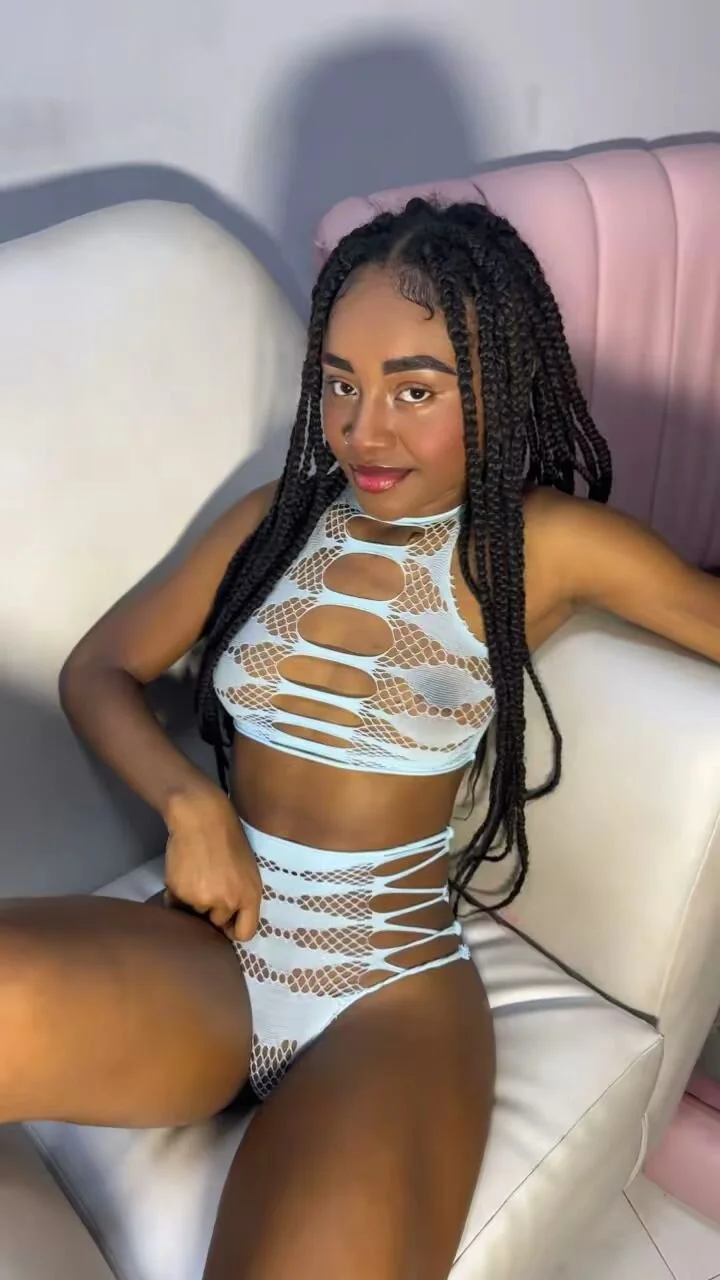XXX Porn Photo of Nude Liastarkk 12