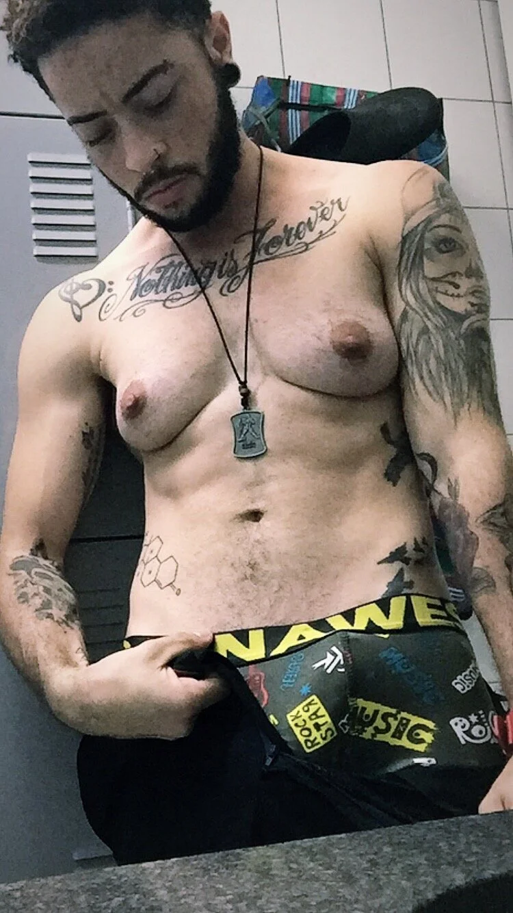 XXX Porn Photo of Nude Henrimartim 4