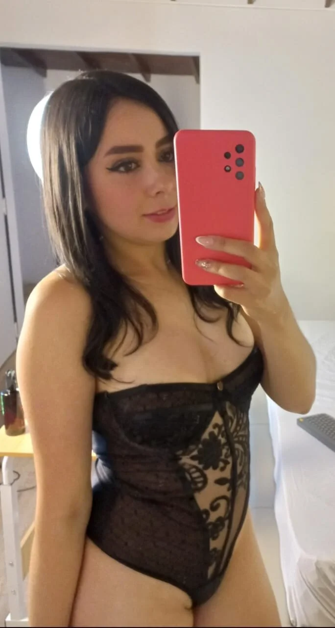 XXX Porn Photo of Nude ValSmith_ 15