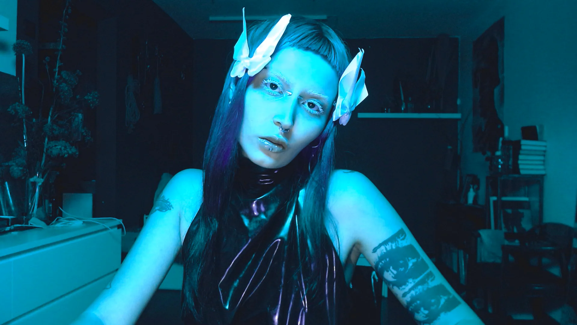 XXX Porn Photo of Nude god_x_girl 2