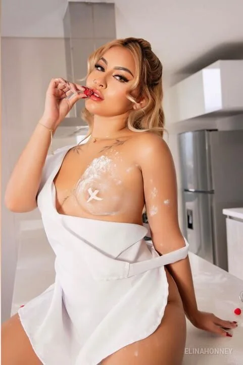 XXX Porn Photo of Nude Elina_Hills 28