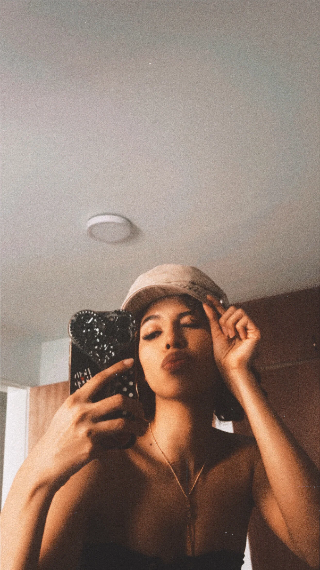 XXX Porn Photo of Nude liliwatsonj 4