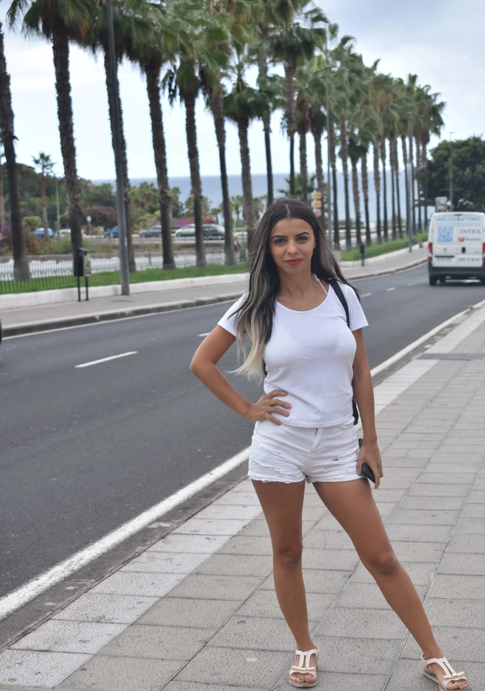 XXX Porn Photo of Nude juliahayessxx 40
