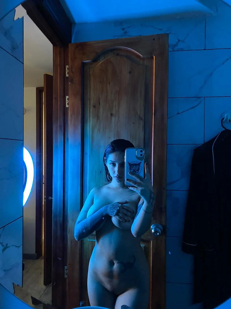 XXX Porn Photo of Nude Ciielo_777 123