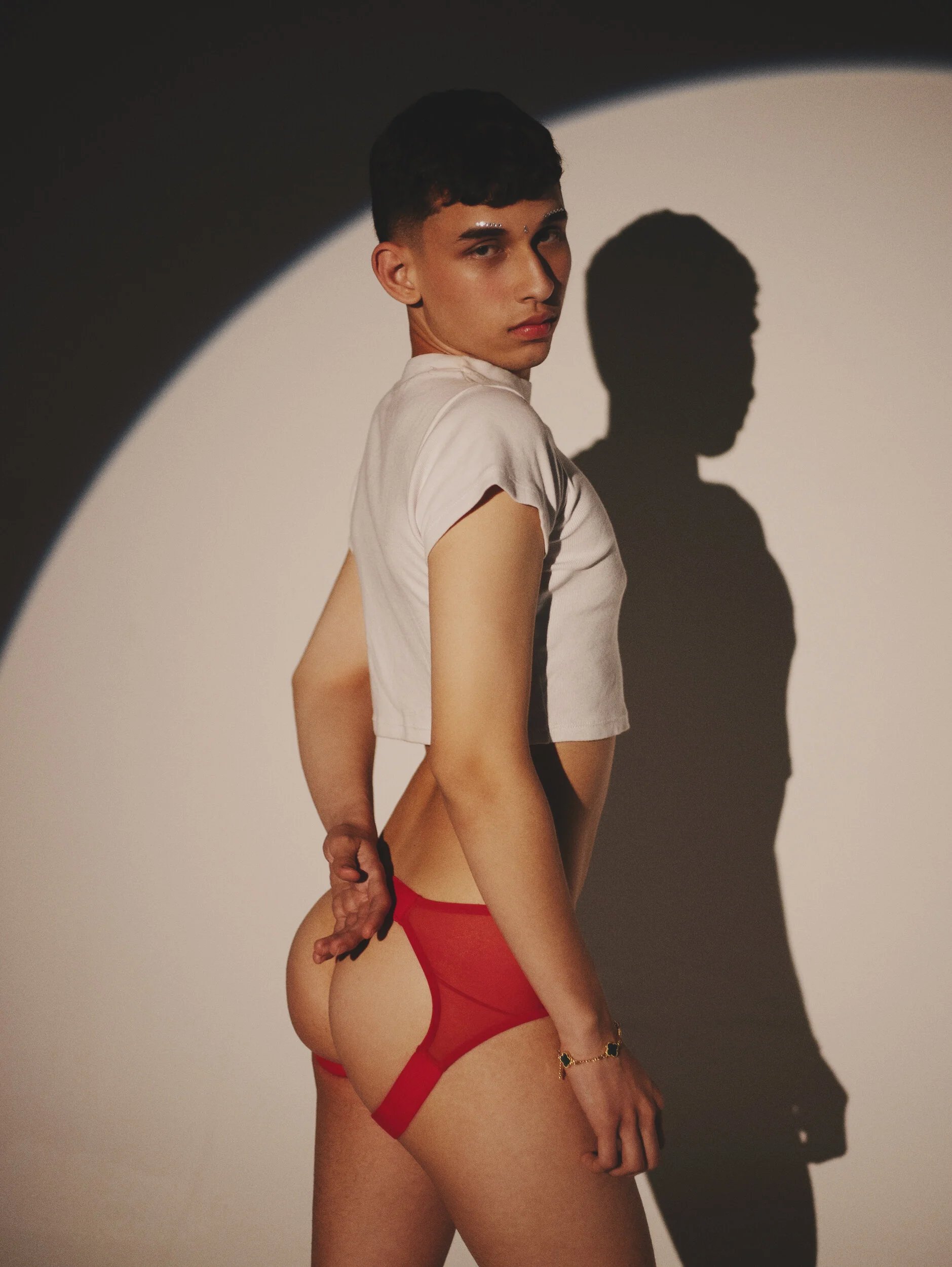XXX Porn Photo of Nude owen-stone 4
