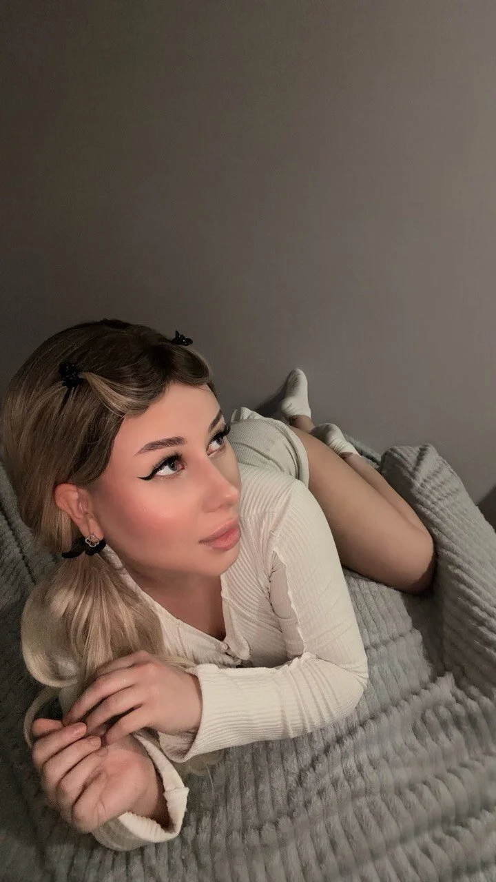 XXX Porn Photo of Nude Lili_Weiss 1