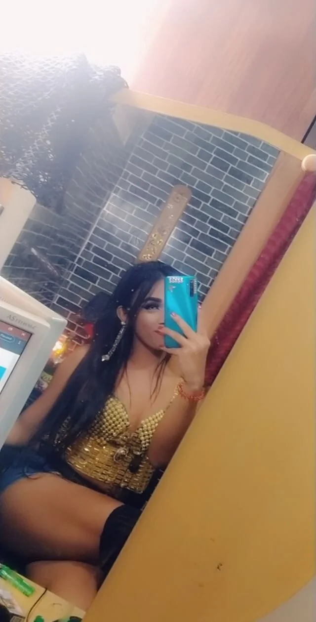 XXX Porn Photo of Nude urtransmistressx 9