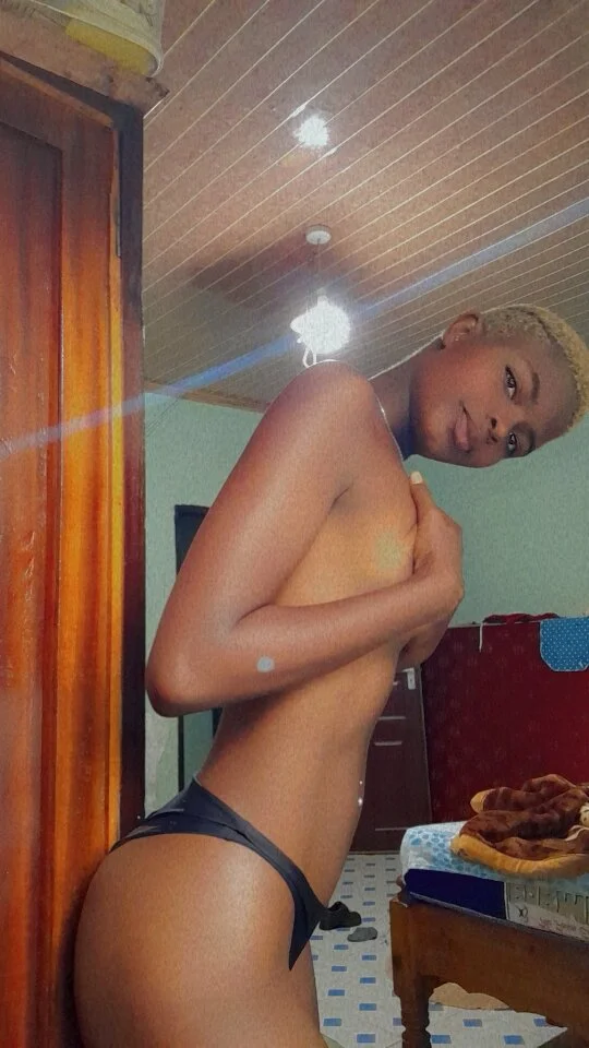 XXX Porn Photo of Nude Ebony-goddess-Iana 6