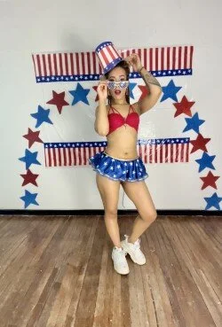 XXX Porn Photo of Nude Nicolette_russo 5