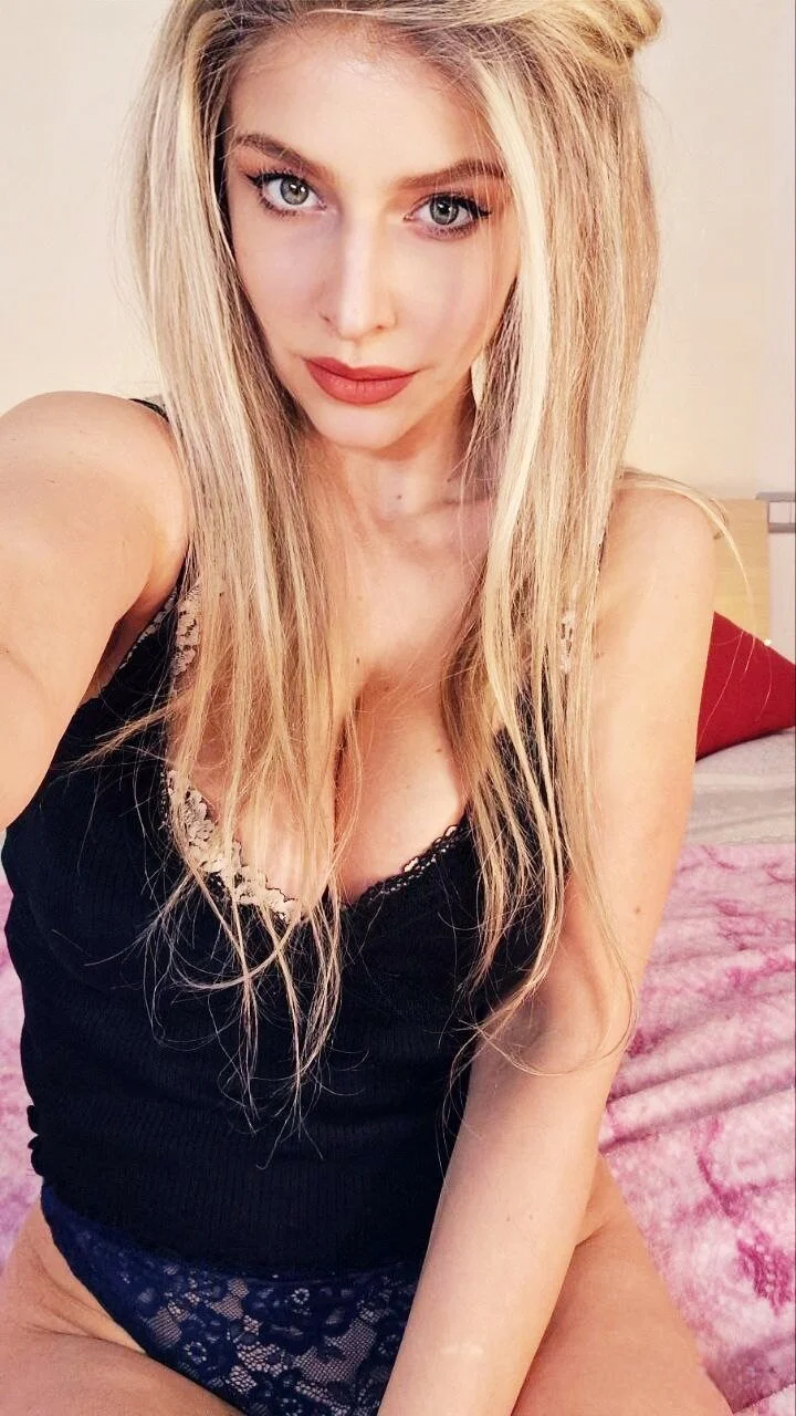 XXX Porn Photo of Nude Gattino_Cattivo 15