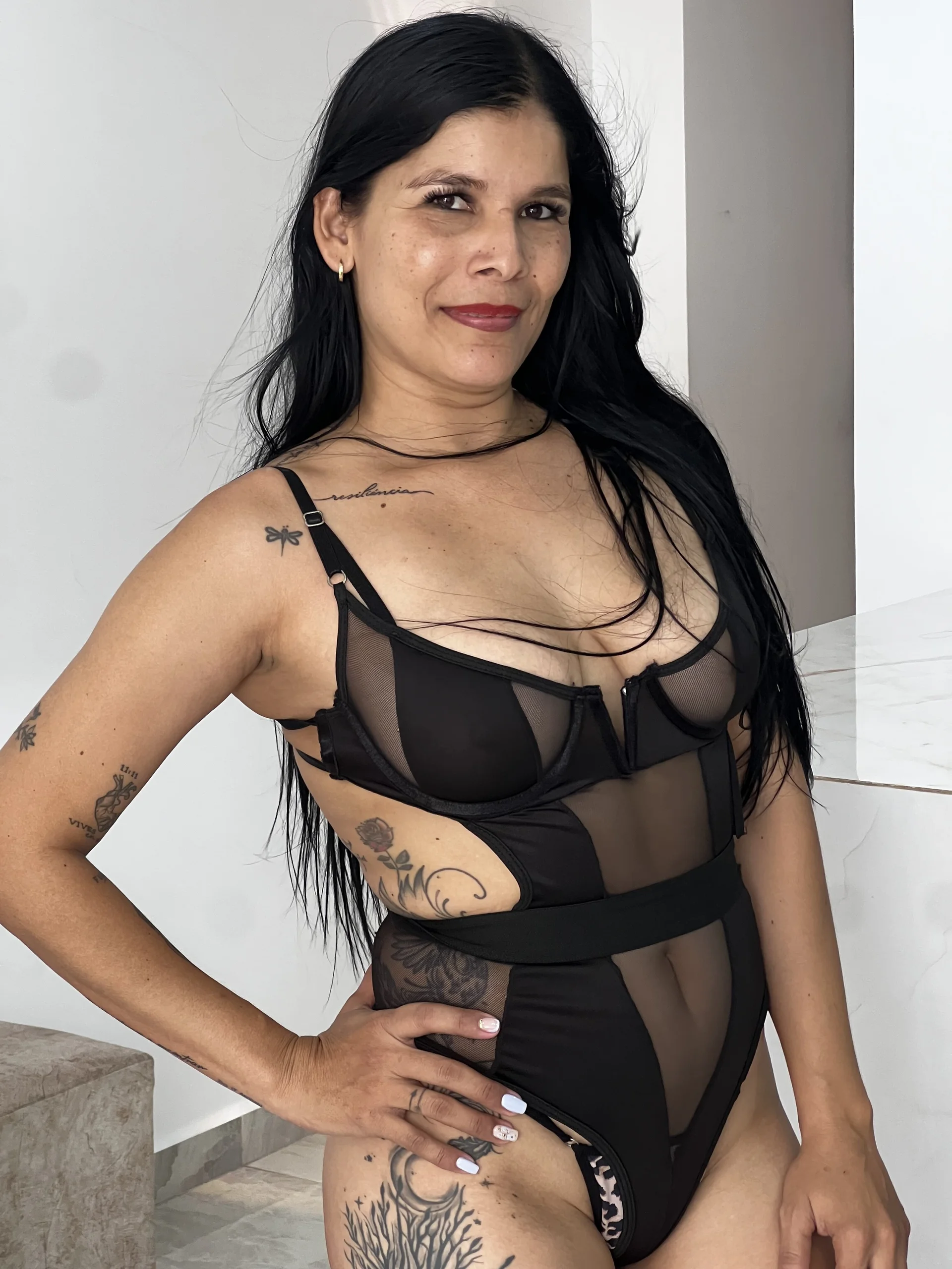 XXX Porn Photo of Nude Luxury_pleasure_7 3