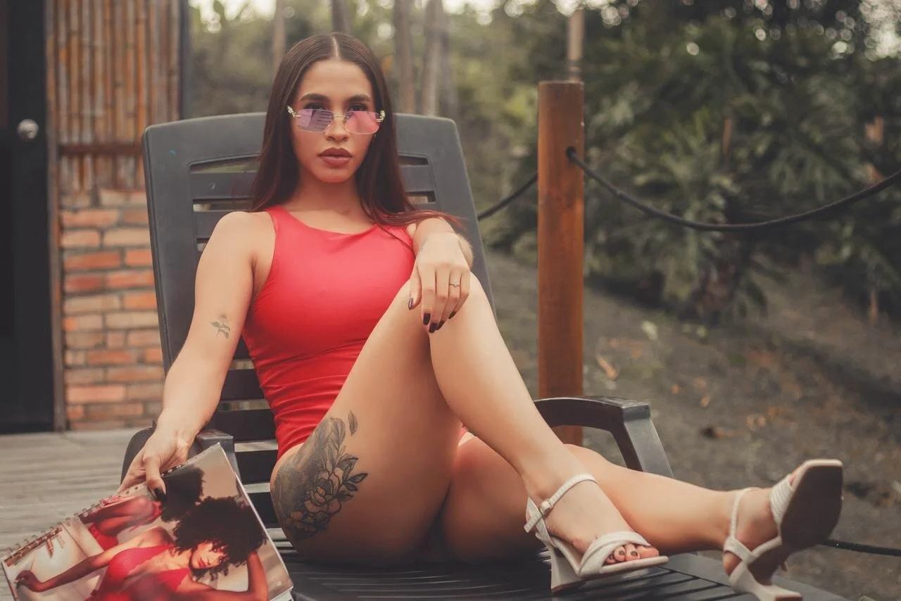 XXX Porn Photo of Nude JuliaaVega 8