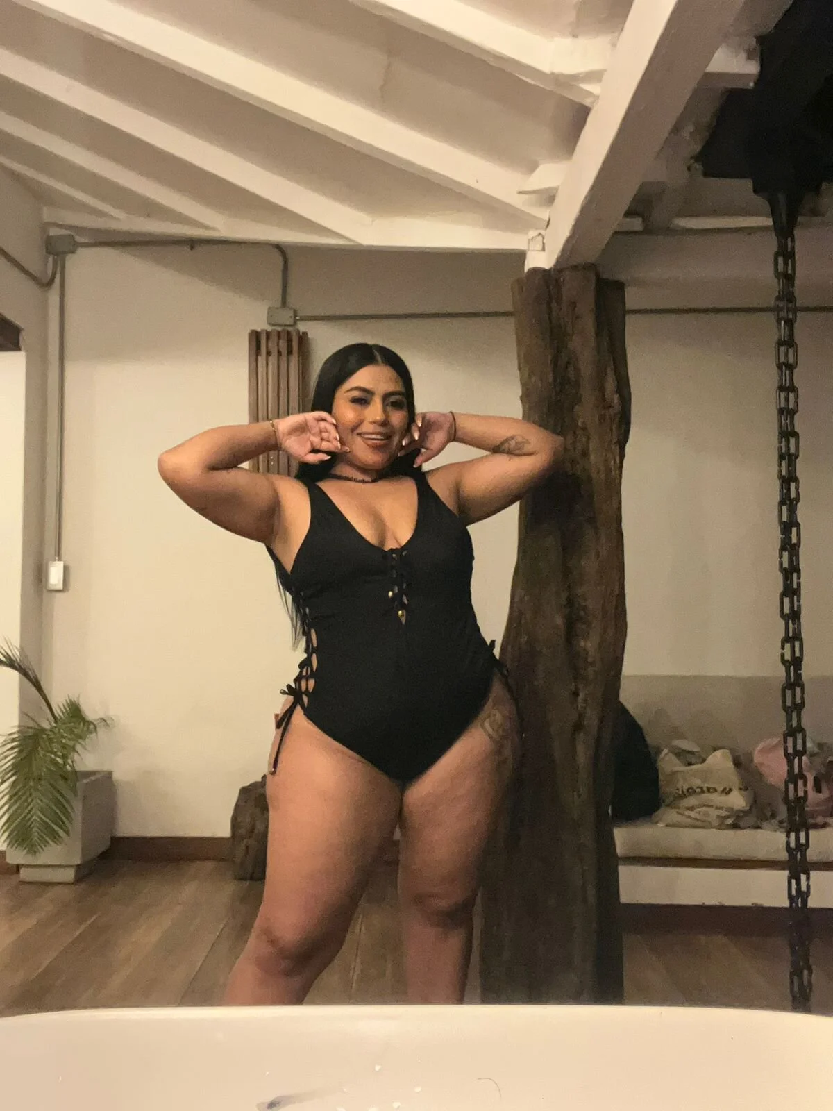 XXX Porn Photo of Nude kiana_cream 852