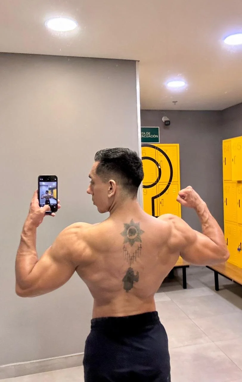 XXX Porn Photo of Nude Lucio__Fox 4