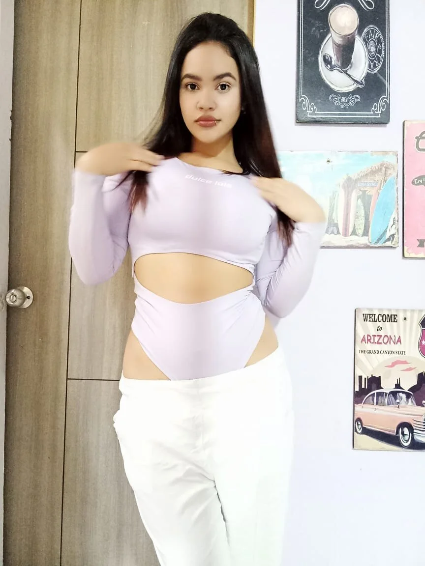 XXX Porn Photo of Nude CAMILA--REY 97