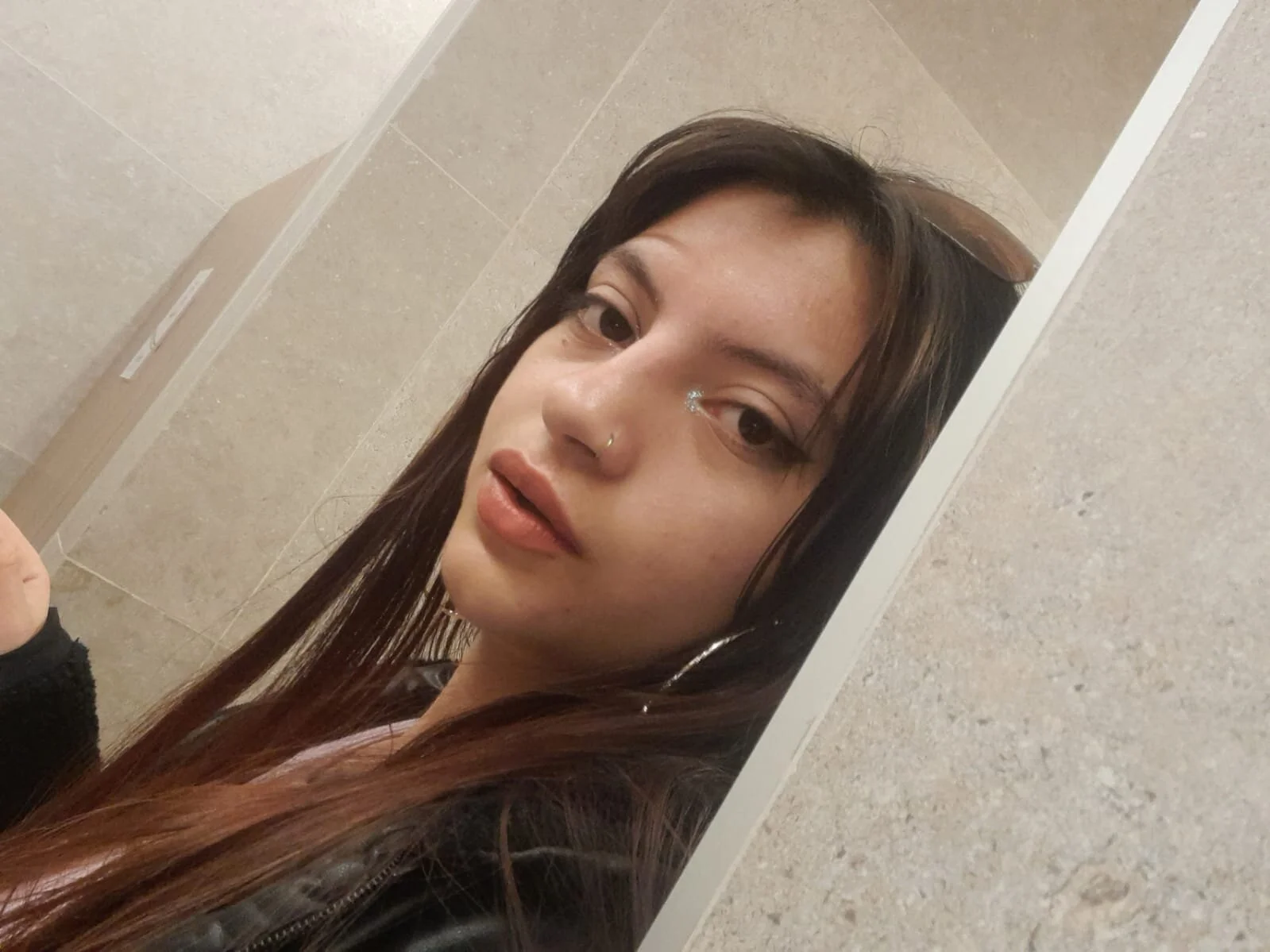 XXX Porn Photo of Nude Sabella_kiss 1
