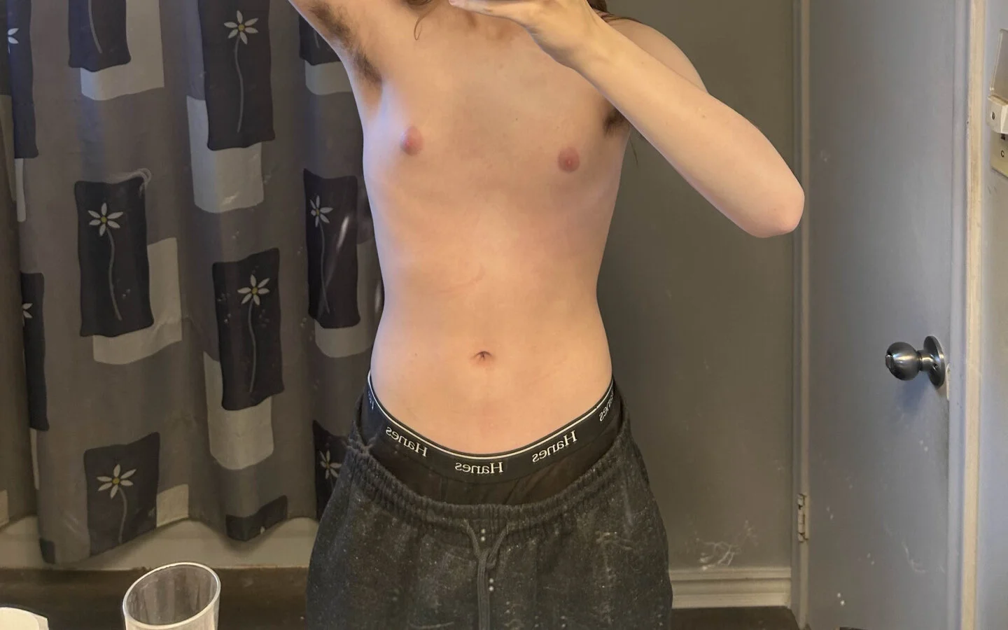 XXX Porn Photo of Nude quikpeekgod 1