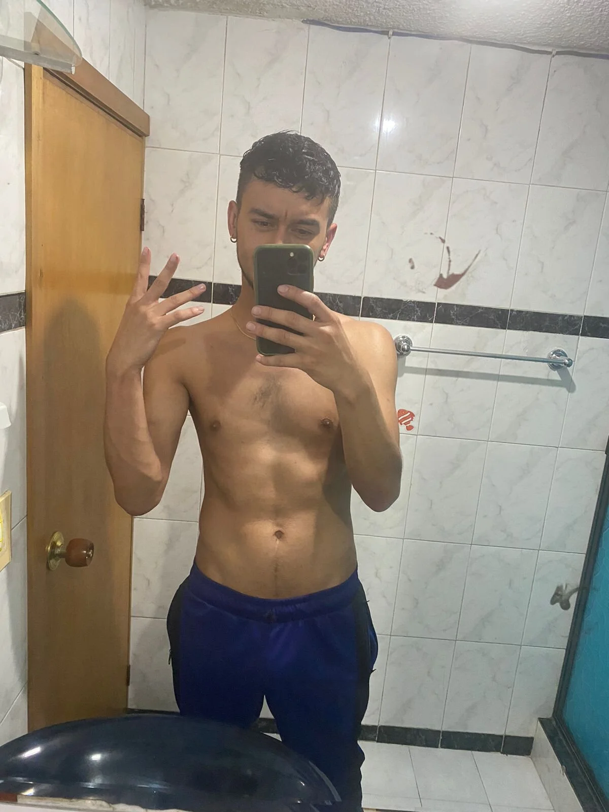 XXX Porn Photo of Nude Kevin_Torres 12