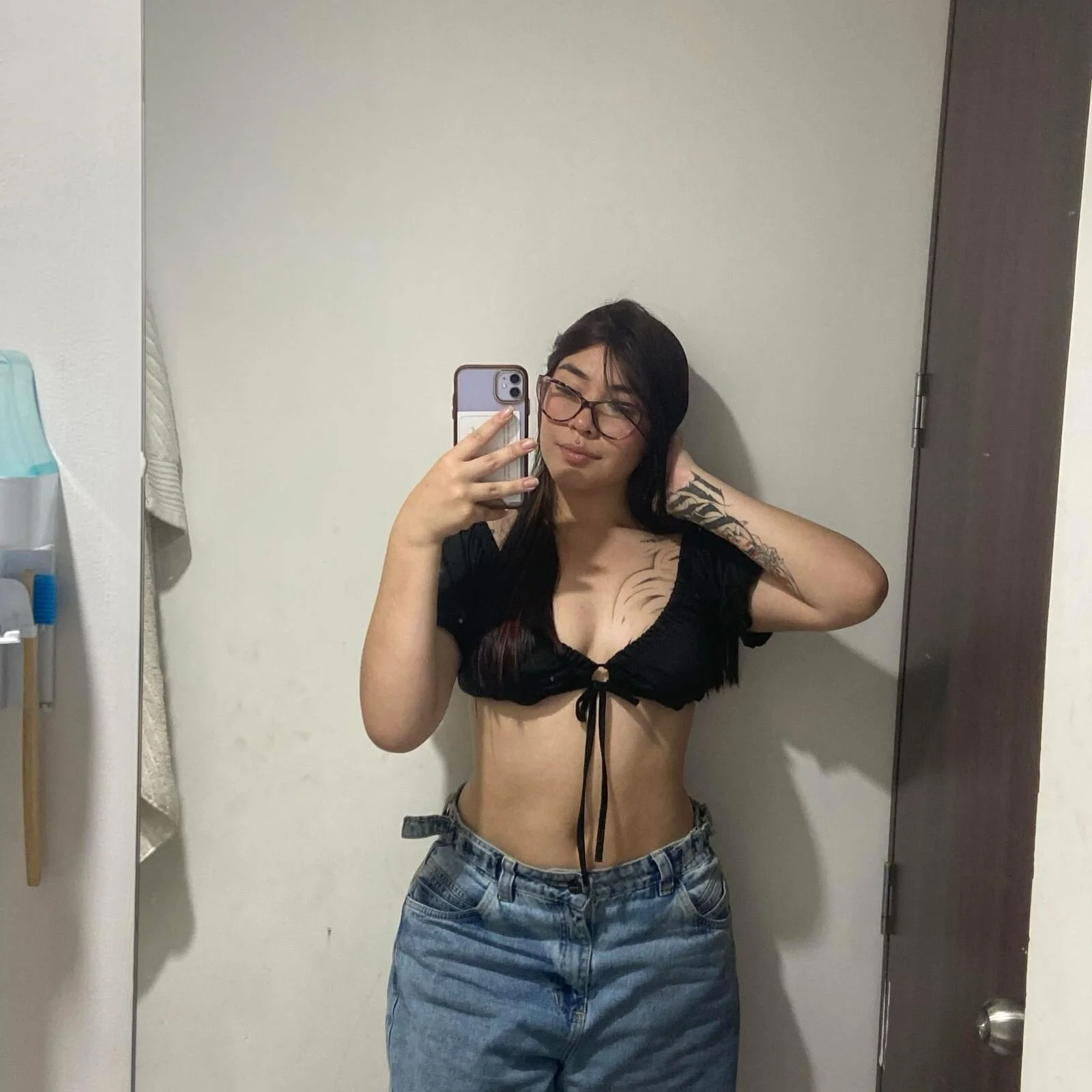 XXX Porn Photo of Nude Hell_luna 2