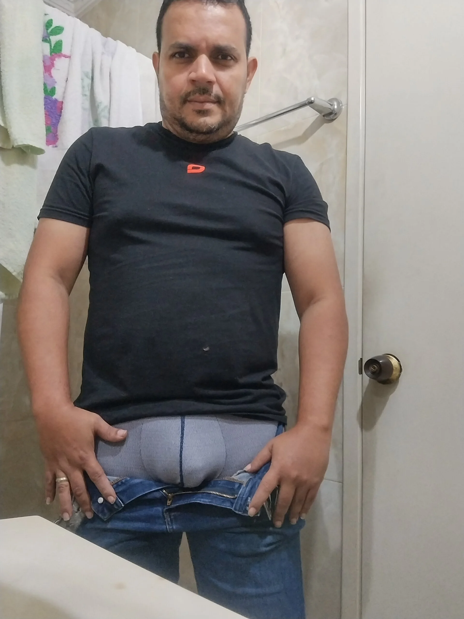 XXX Porn Photo of Nude Ben_joseph1976 2