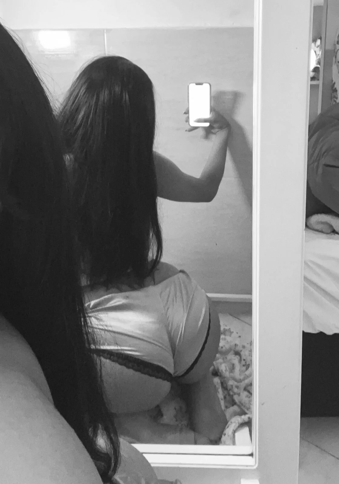 XXX Porn Photo of Nude emaa_lambert 23