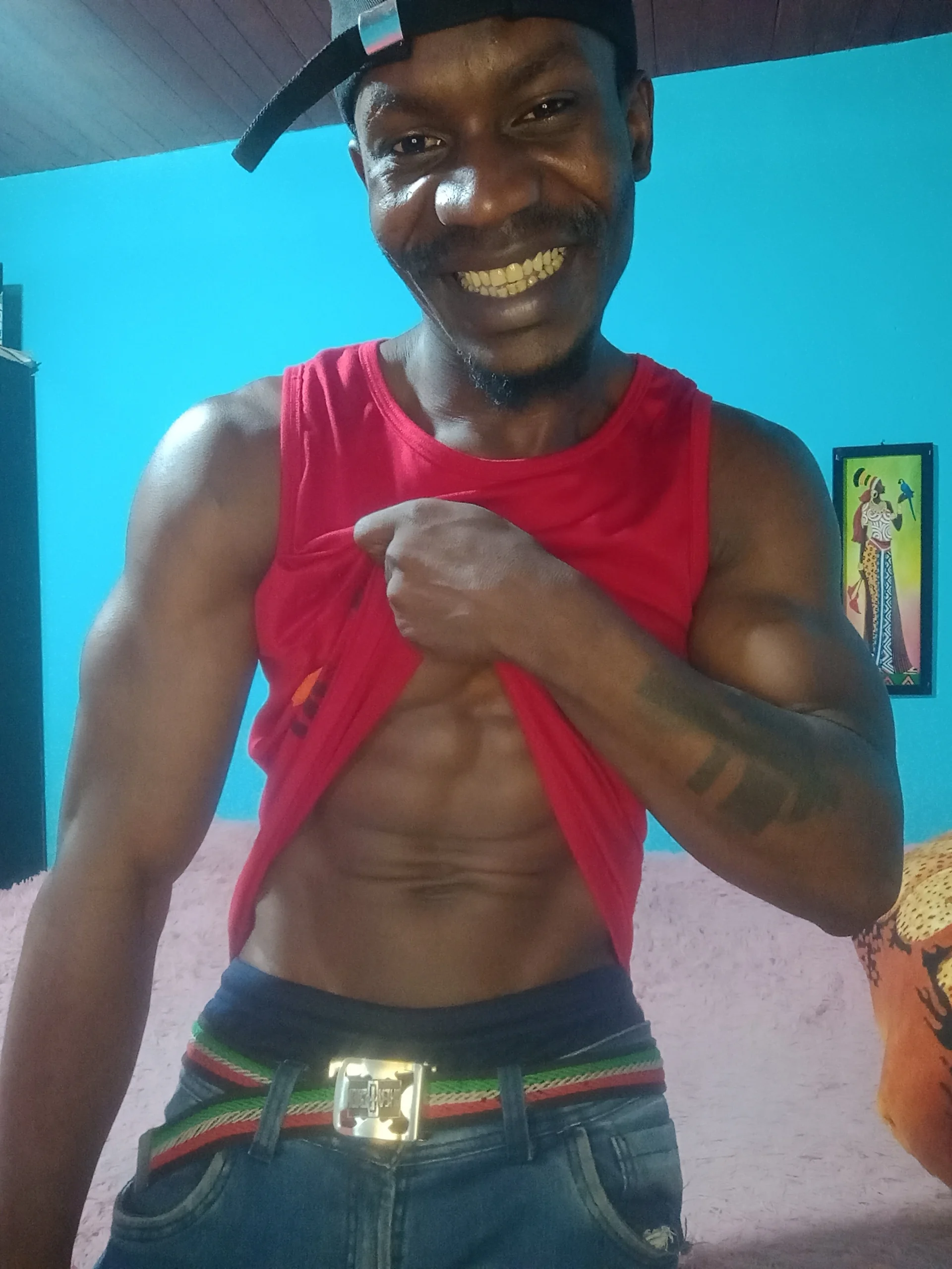 XXX Porn Photo of Nude miltonjjakee 2