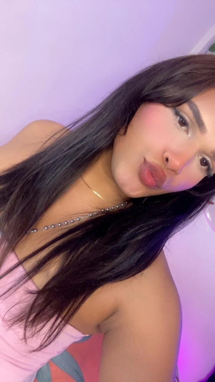 XXX Porn Photo of Nude cassie_dilaurentis 5