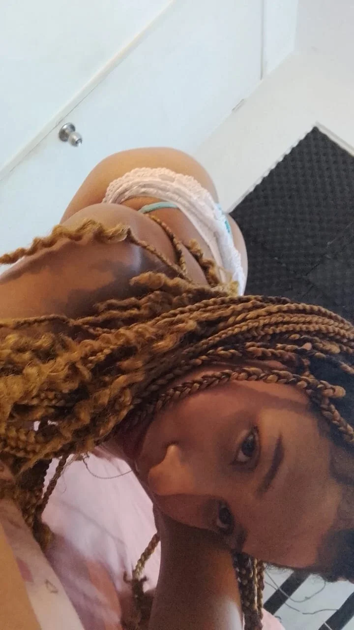 XXX Porn Photo of Nude salome_willianss 1