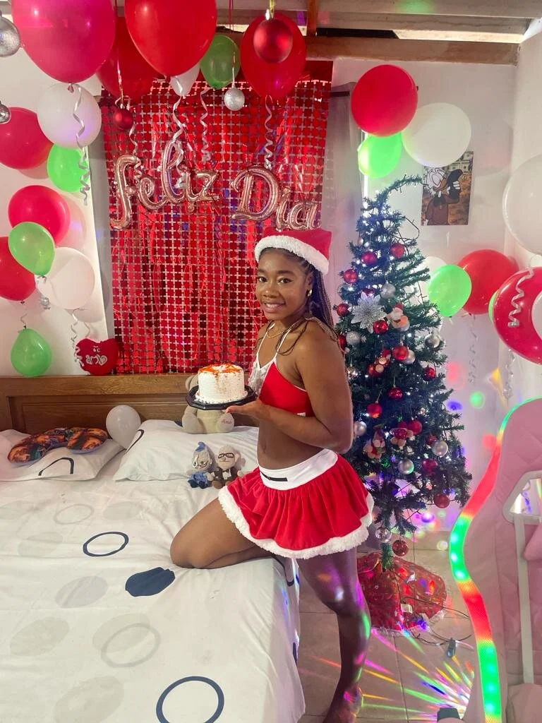 XXX Porn Photo of Nude _yisela_ 24