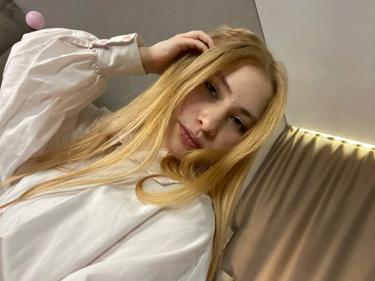 XXX Porn Photo of Nude YvetteEnyart 9