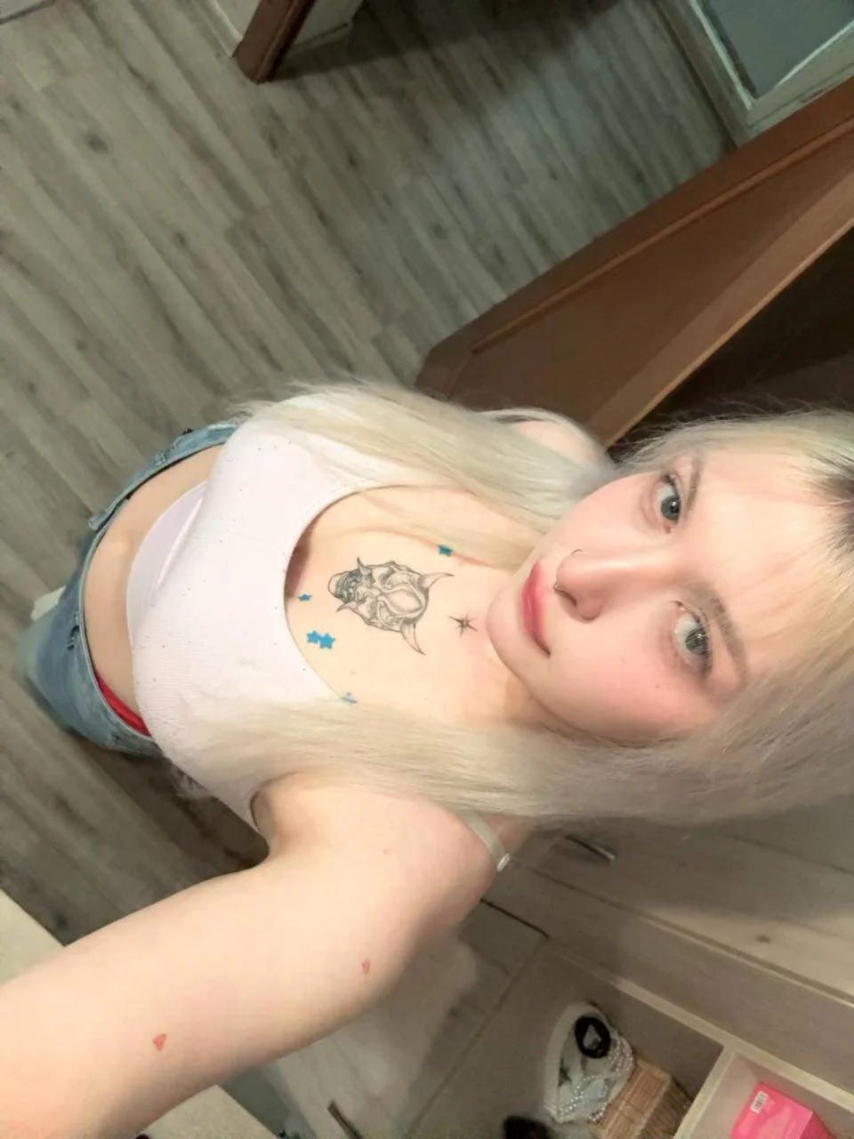 XXX Porn Photo of Nude BlondieSummer 4
