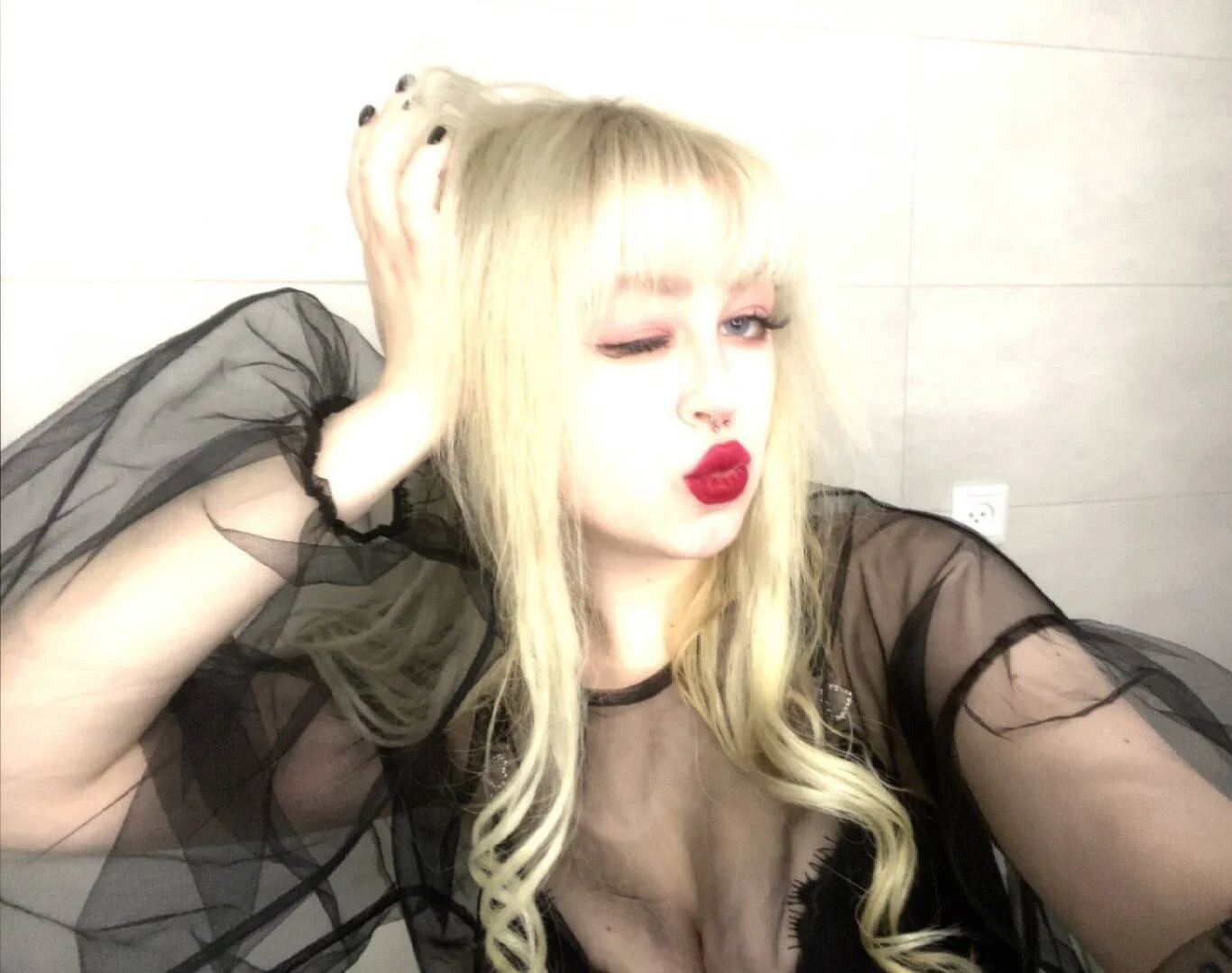 XXX Porn Photo of Nude Helen_Carson 1