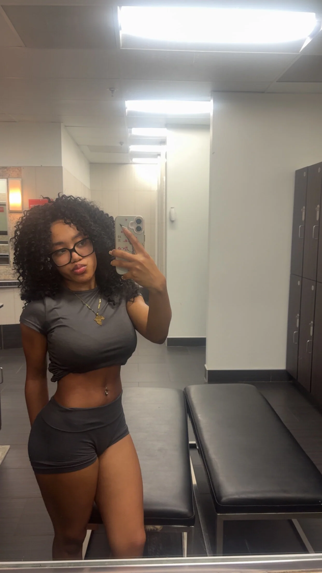 XXX Porn Photo of Nude lifeoftt_19xx 115