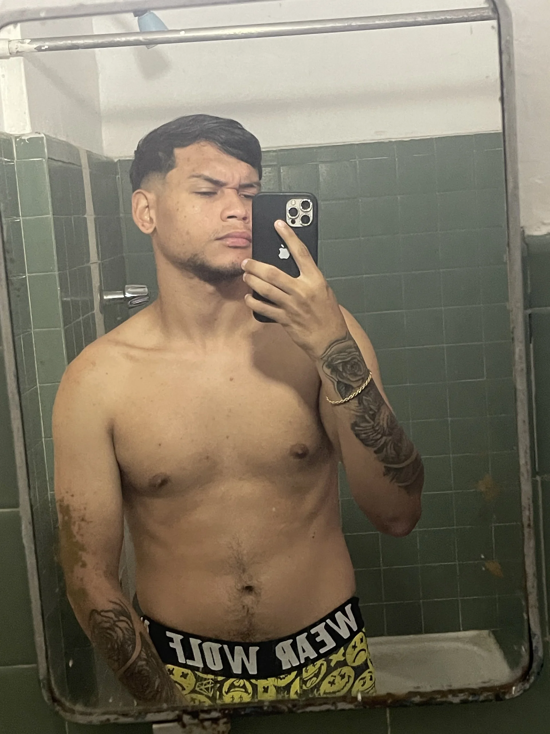 XXX Porn Photo of Nude jesusGabriel29 8