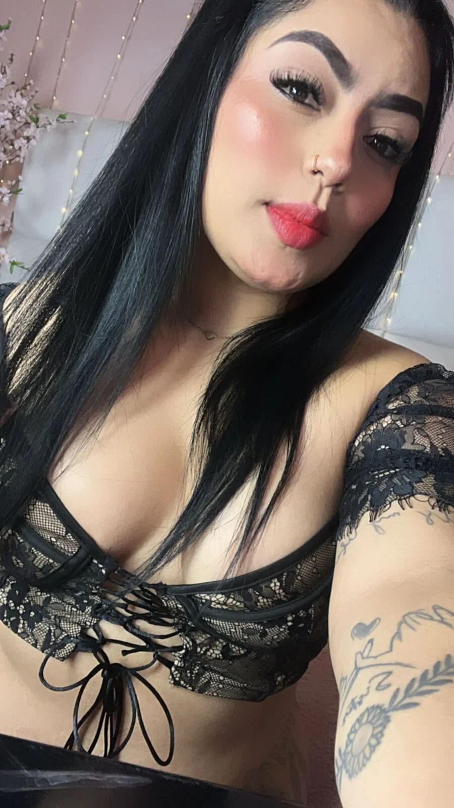 XXX Porn Photo of Nude kiana_cream 370