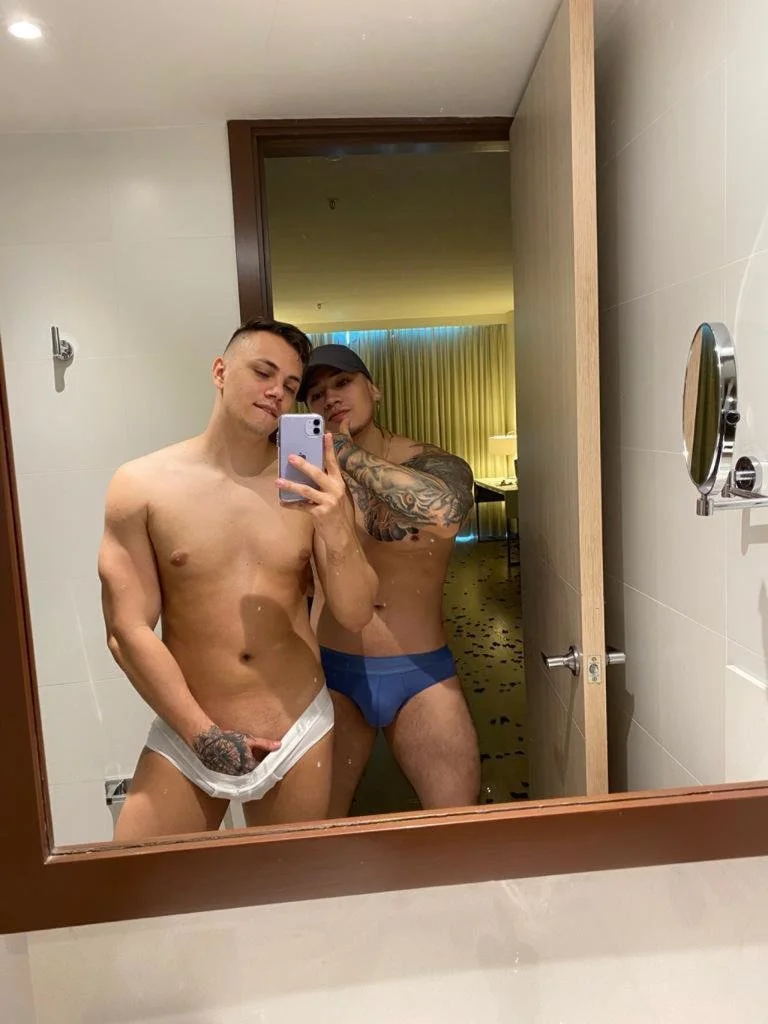 XXX Porn Photo of Nude kike_energy 12