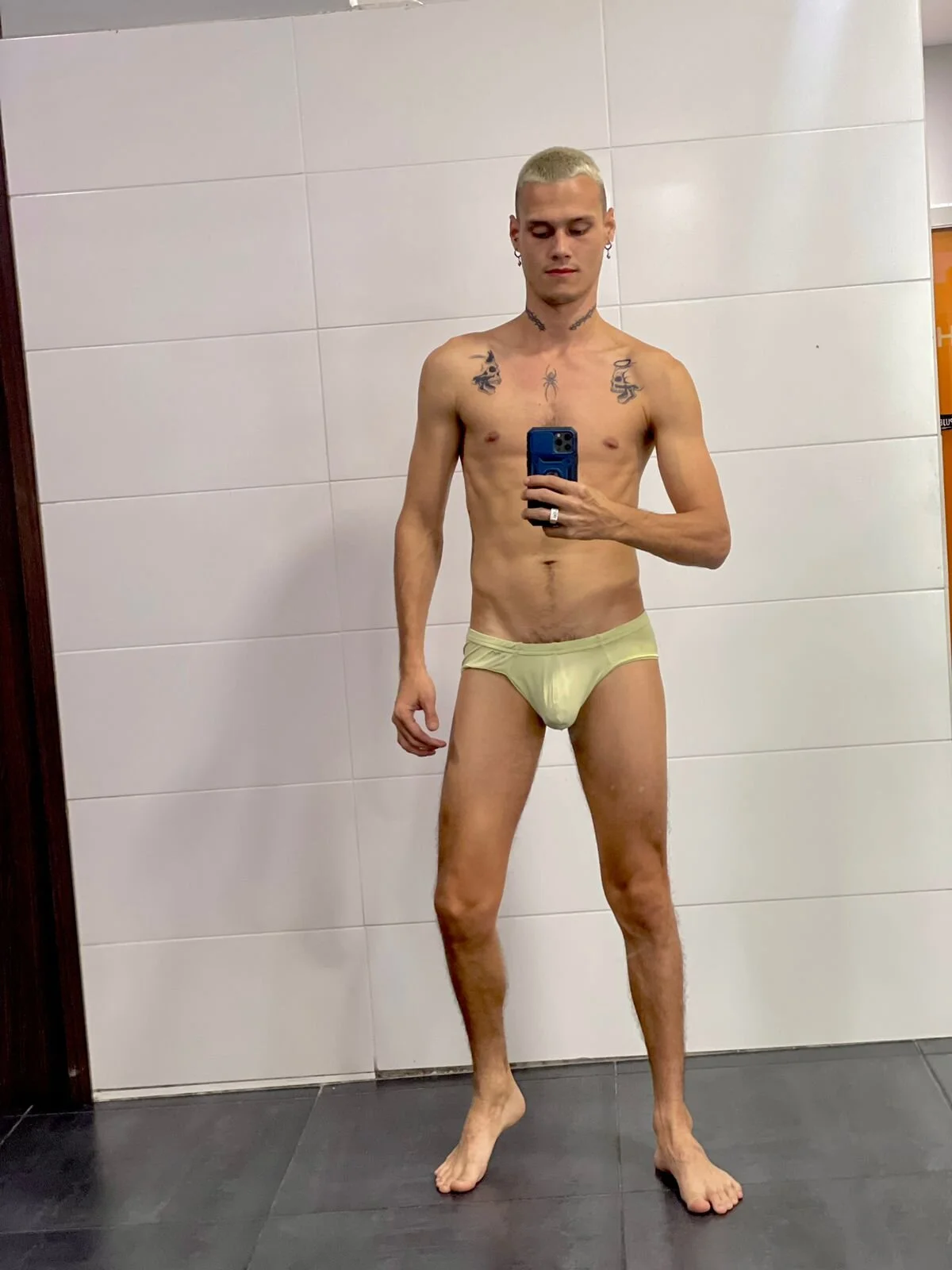 XXX Porn Photo of Nude fucking_sinner 3