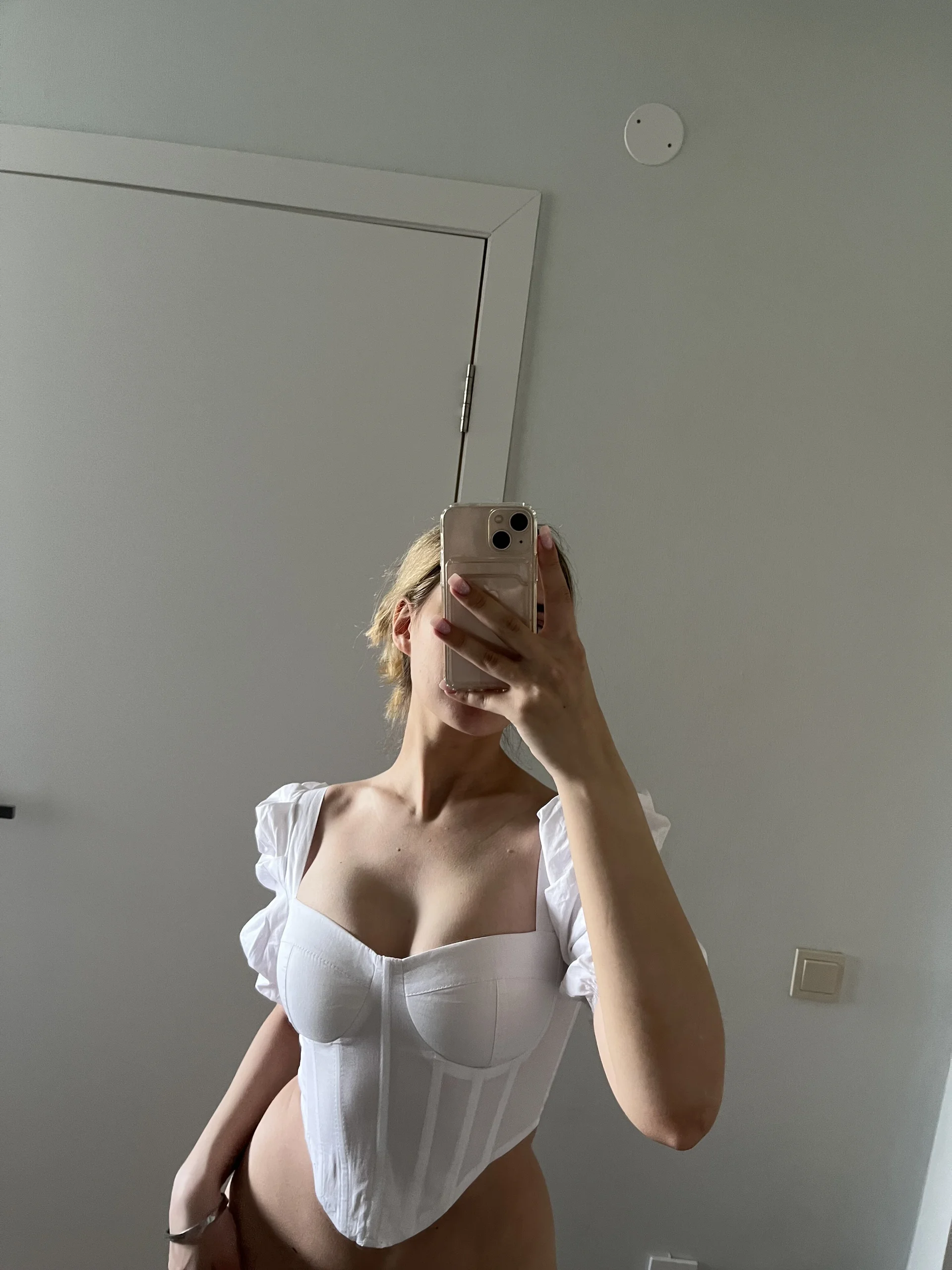 XXX Porn Photo of Nude chloi_hes 11