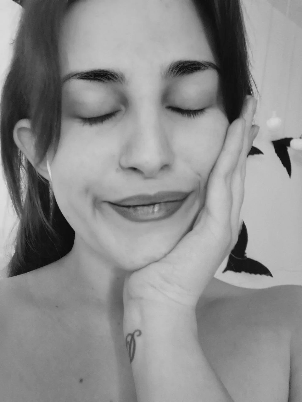 XXX Porn Photo of Nude FoxyRayy 15