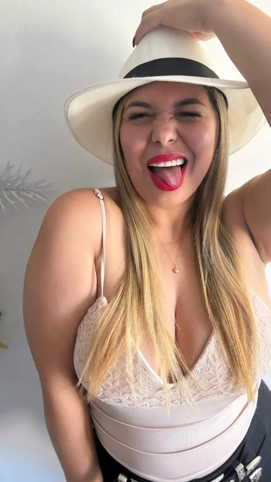 XXX Porn Photo of Nude Andhrea_Vale 8