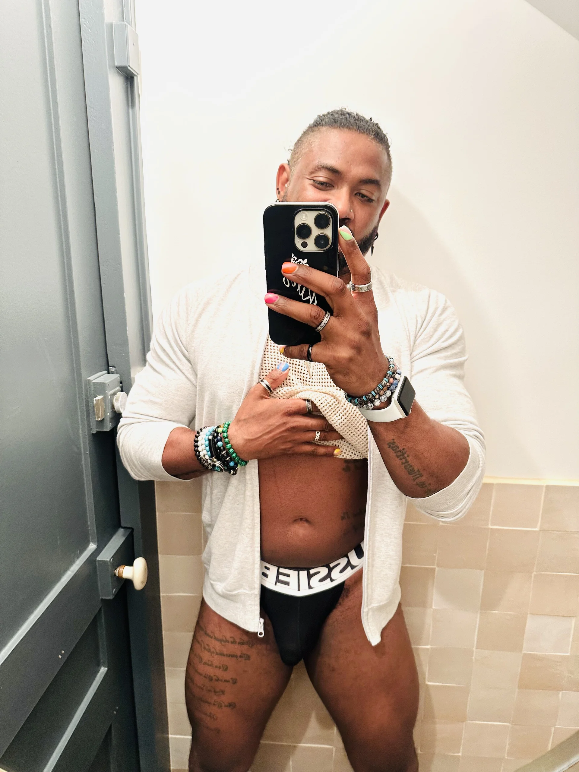 XXX Porn Photo of Nude DildoPlayer33 10