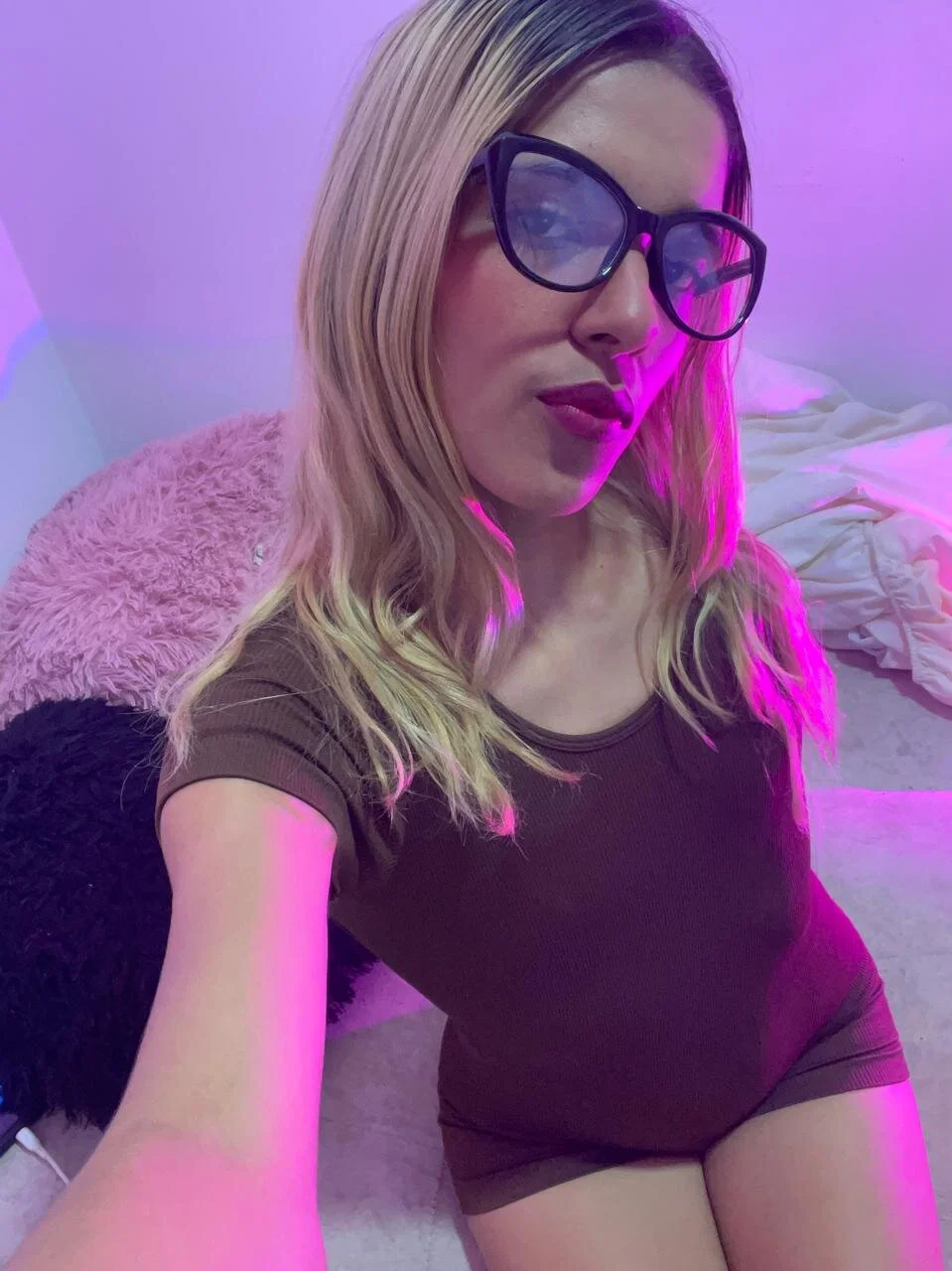 XXX Porn Photo of Nude Kyliegolden 17