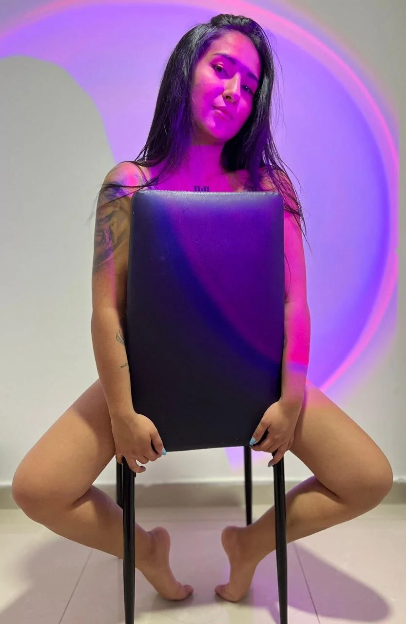 XXX Porn Photo of Nude luna_asss 9
